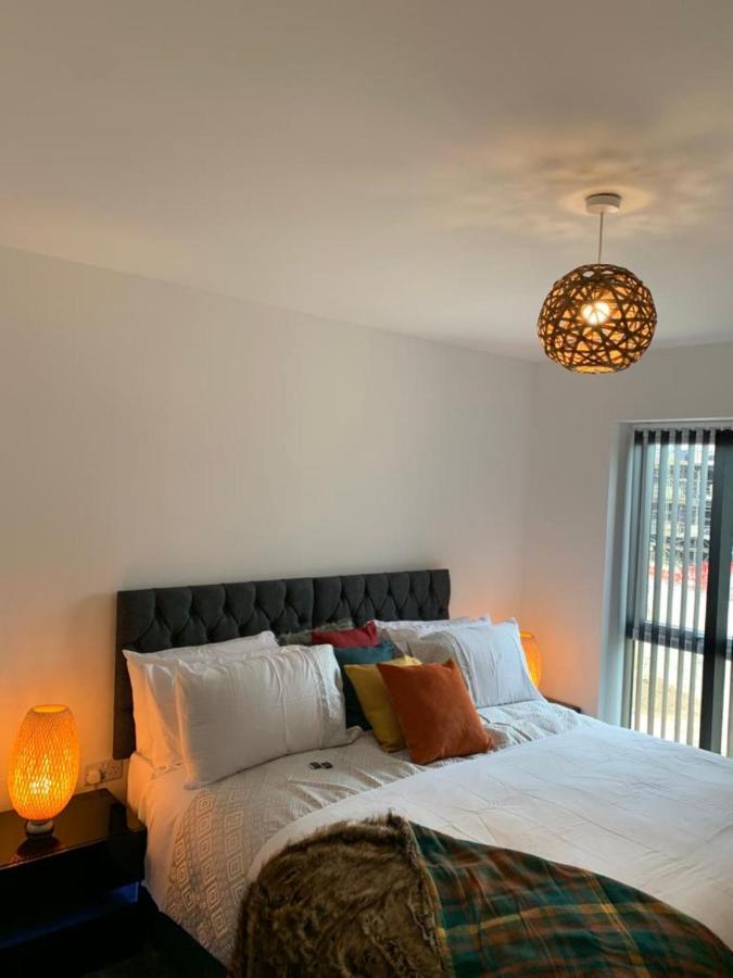 Lakeside 2 Bed Luxury Apartment No Parties No Events Early Check-In Late Check- Out Allowed Уэст-Таррок Экстерьер фото